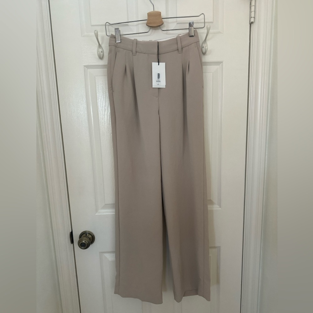 Aritzia Effortless Pant - Size 0, Regular - Taupe
